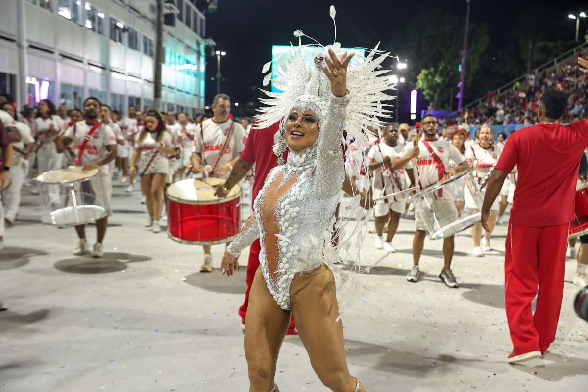 Viviane Araújo no ensaio técnico do Salgueiro na Sapucaí