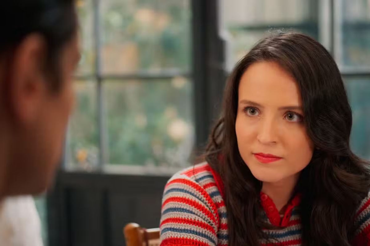 Estela (Larissa Manoela) em 'Êta Mundo Melhor'