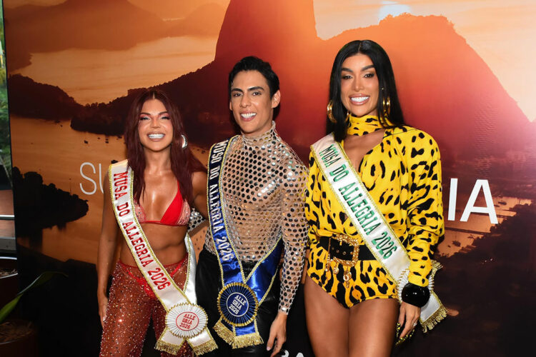 GKay, Tati Barbieri e Felipe Theodoro