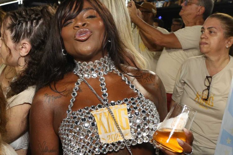 Jojo Todynho curtindo na Sapucaí