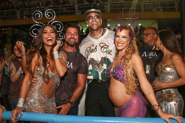 Juliana Paes, Carlos Eduardo Baptista, Lore Improta e Léo Santana