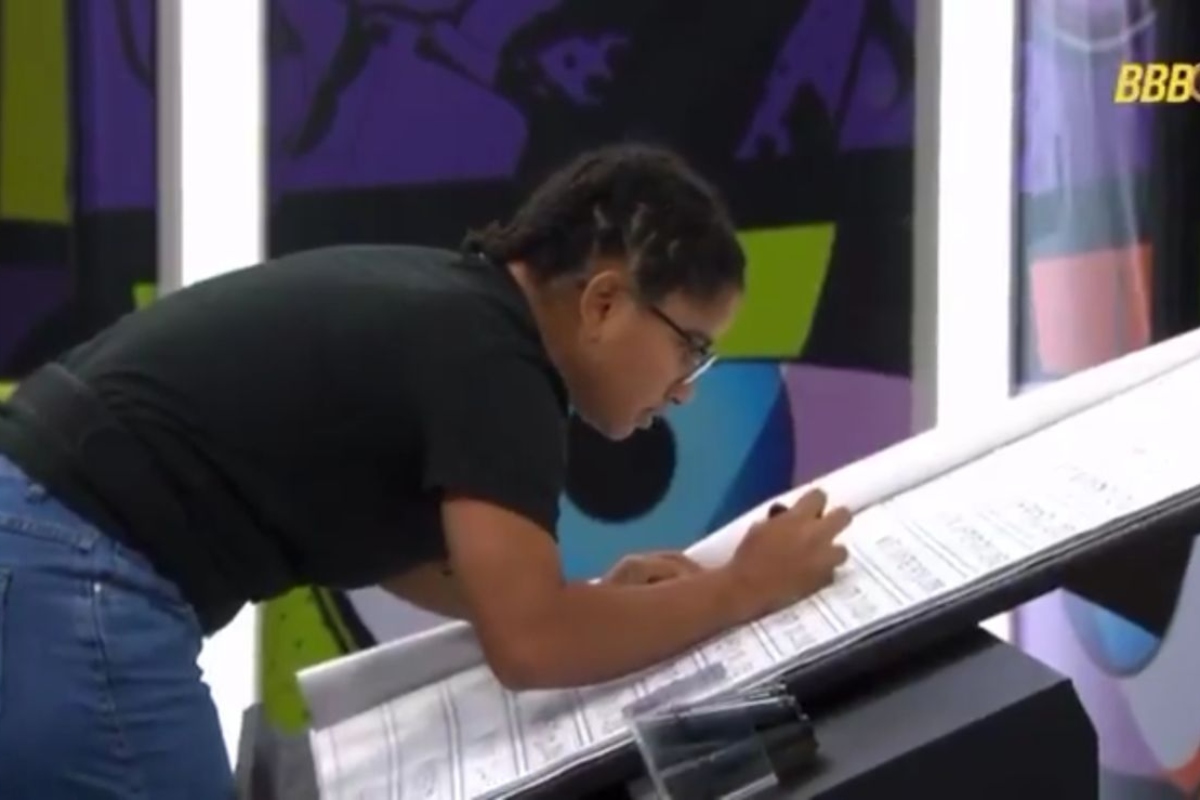 Milena barrada da festa