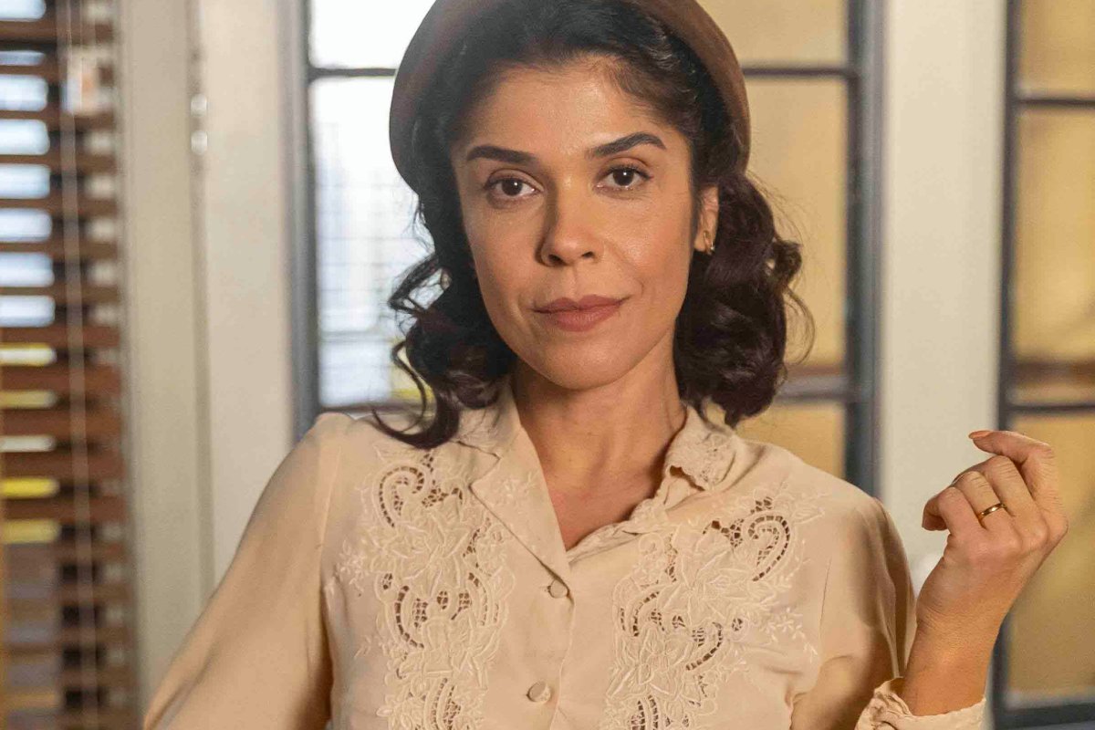 Olga (Maria Carol Rebello) em “Êta Mundo Melhor”