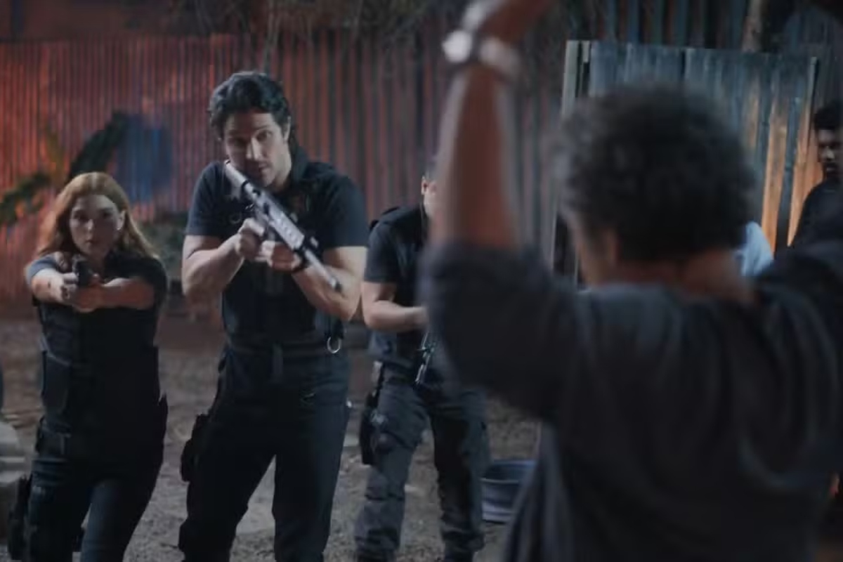 Polícia revista o ferro velho de Joaquim