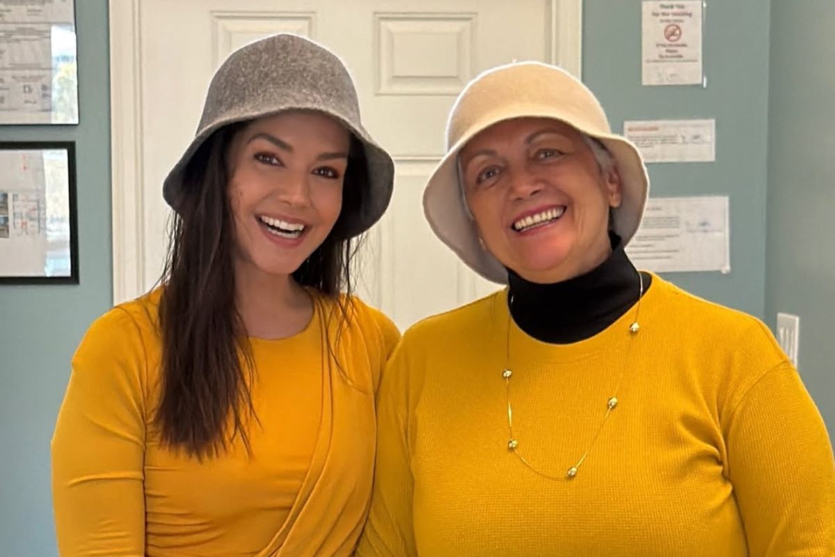 Thaís Fersoza com a mãe