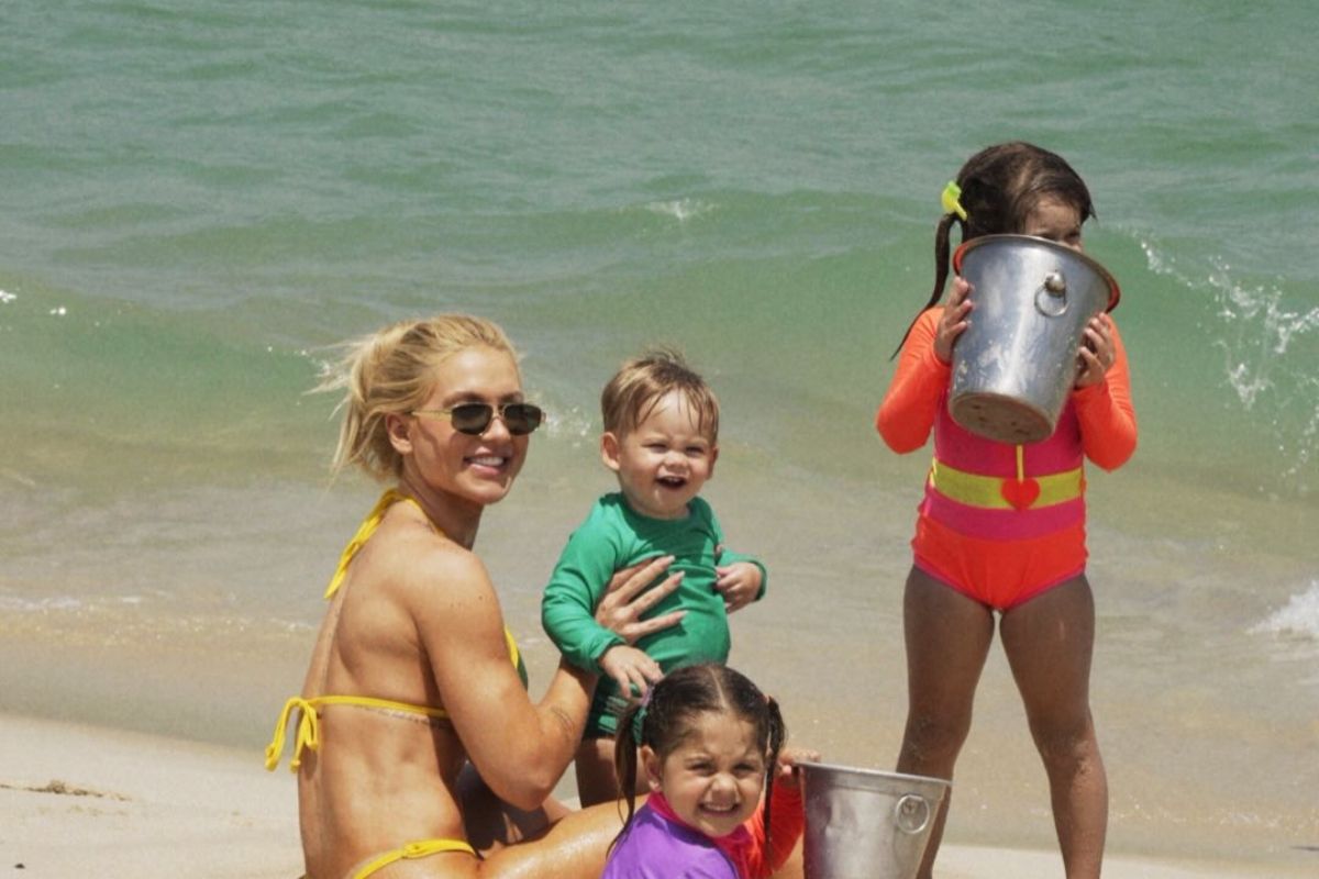 Virginia Fonseca com os filhos