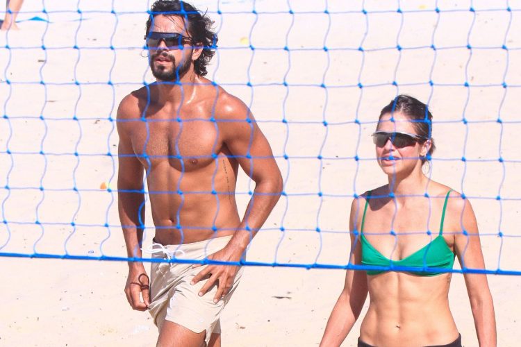 Agatha Moreira e Rodrigo Simas