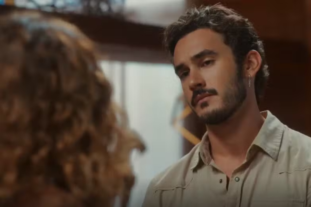 Agrado vê a chance de se afastar da sombra de João Raul, mas a decisão mexe com o sertanejo em Coração Acelerado