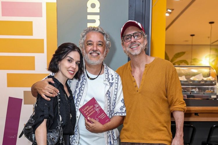 Alexandre Nero, Karen Brusttolin e Alexandre Coimbra