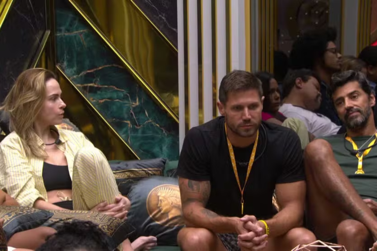 Ana Paula e Jonas discutem