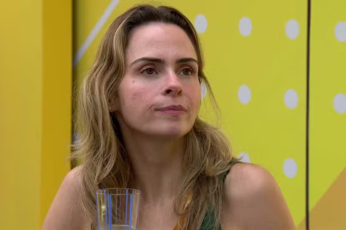 Ana Paula Renault define alvo