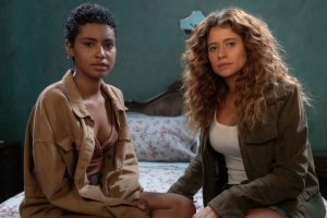 Eduarda (Gabz) e Agrado (Isadora Cruz) em Coração Acelerado