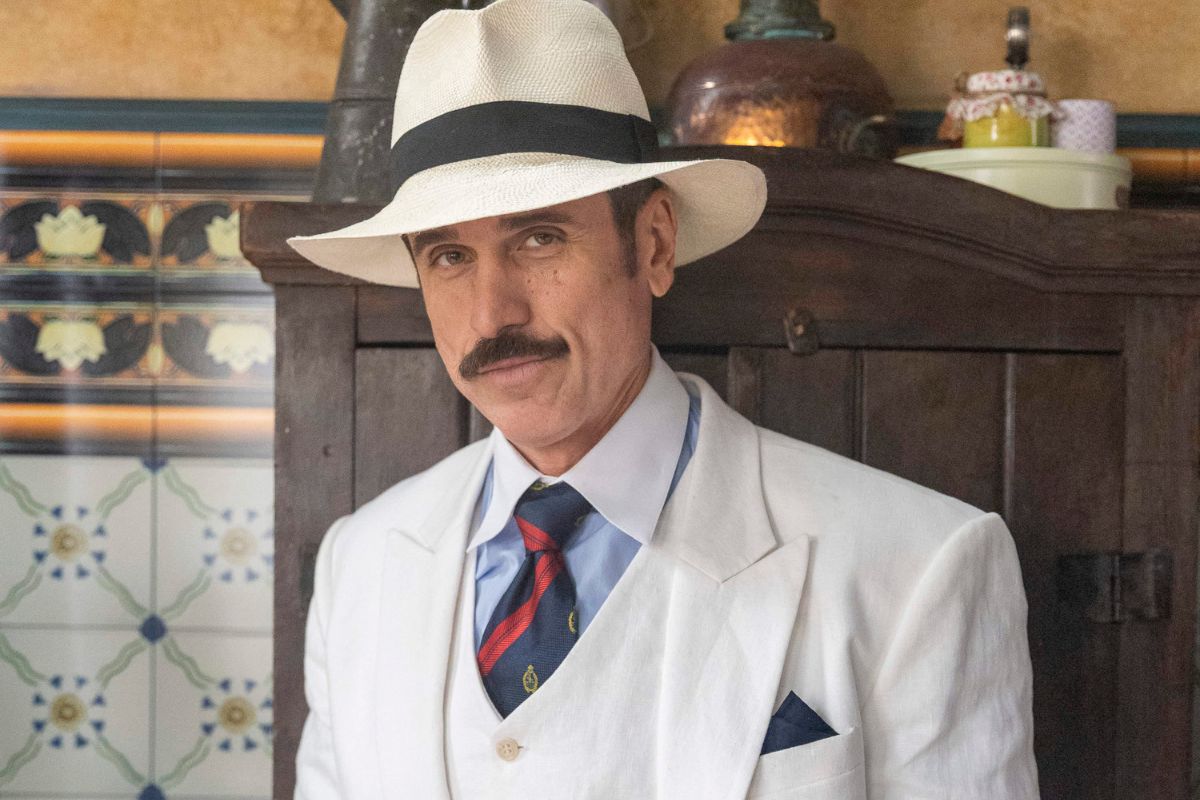 Ernesto, em Êta Mundo Melhor