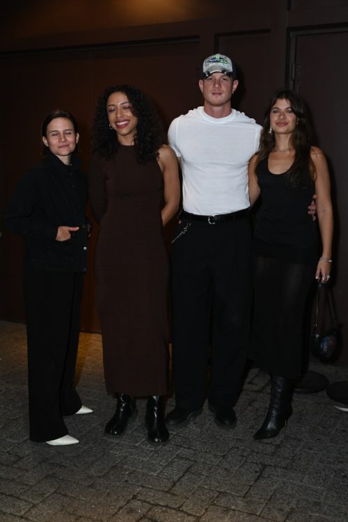 Bianca Comparato, Alice Carvalho, Pedro Novaes e a namorada 