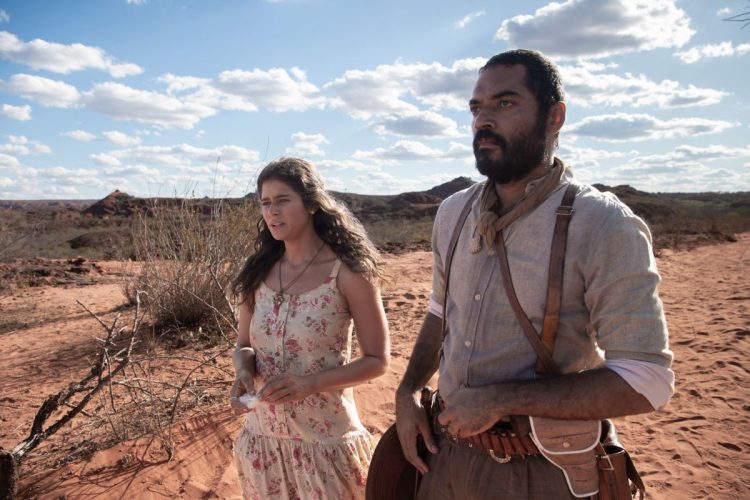 Isadora Cruz e Thomás Aquino em Guerreiros do Sol