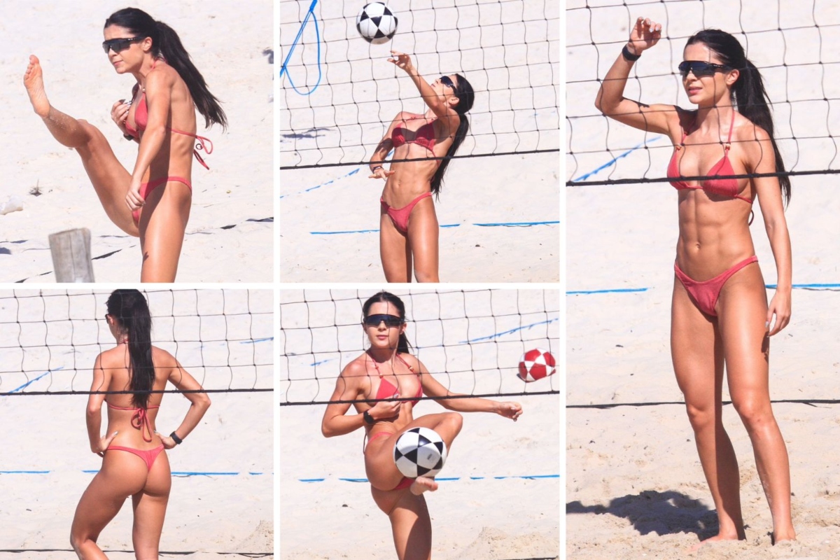Jade Picon jogando futevôlei na praia