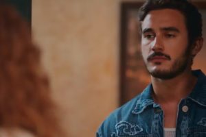 João Raul procura Agrado em 'Coração Acelerado'