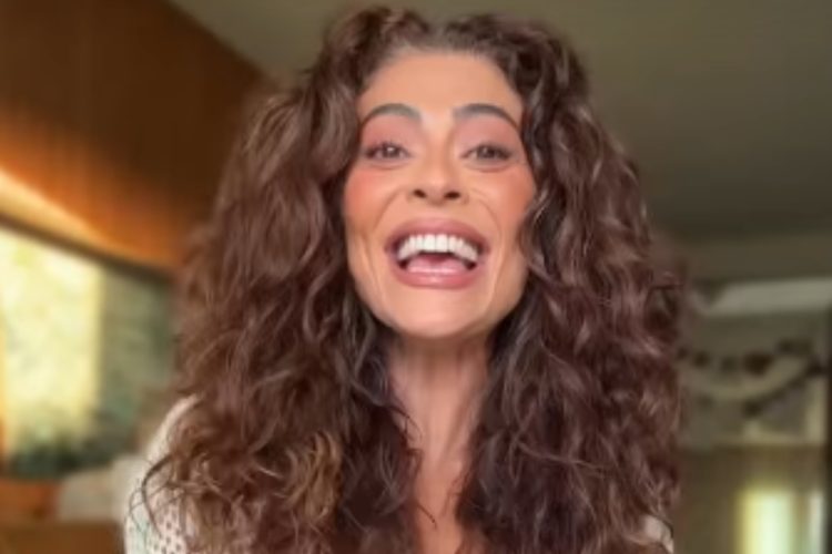 juliana paes anunciando saída da viradouro