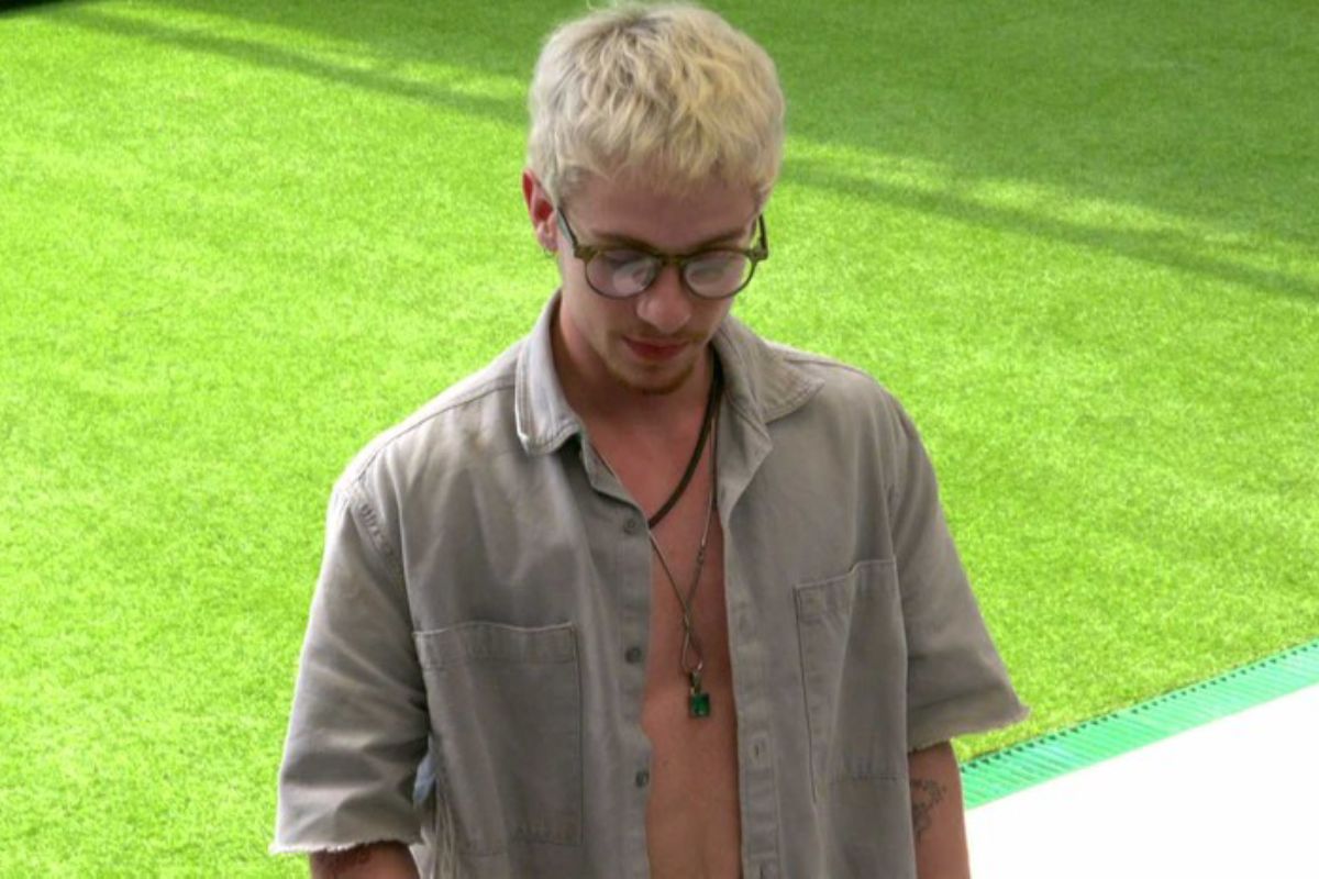 Juliano Floss lamenta 'ficar no meio' de discussão entre Ana Paula Renault e Babu Santana no BBB 26