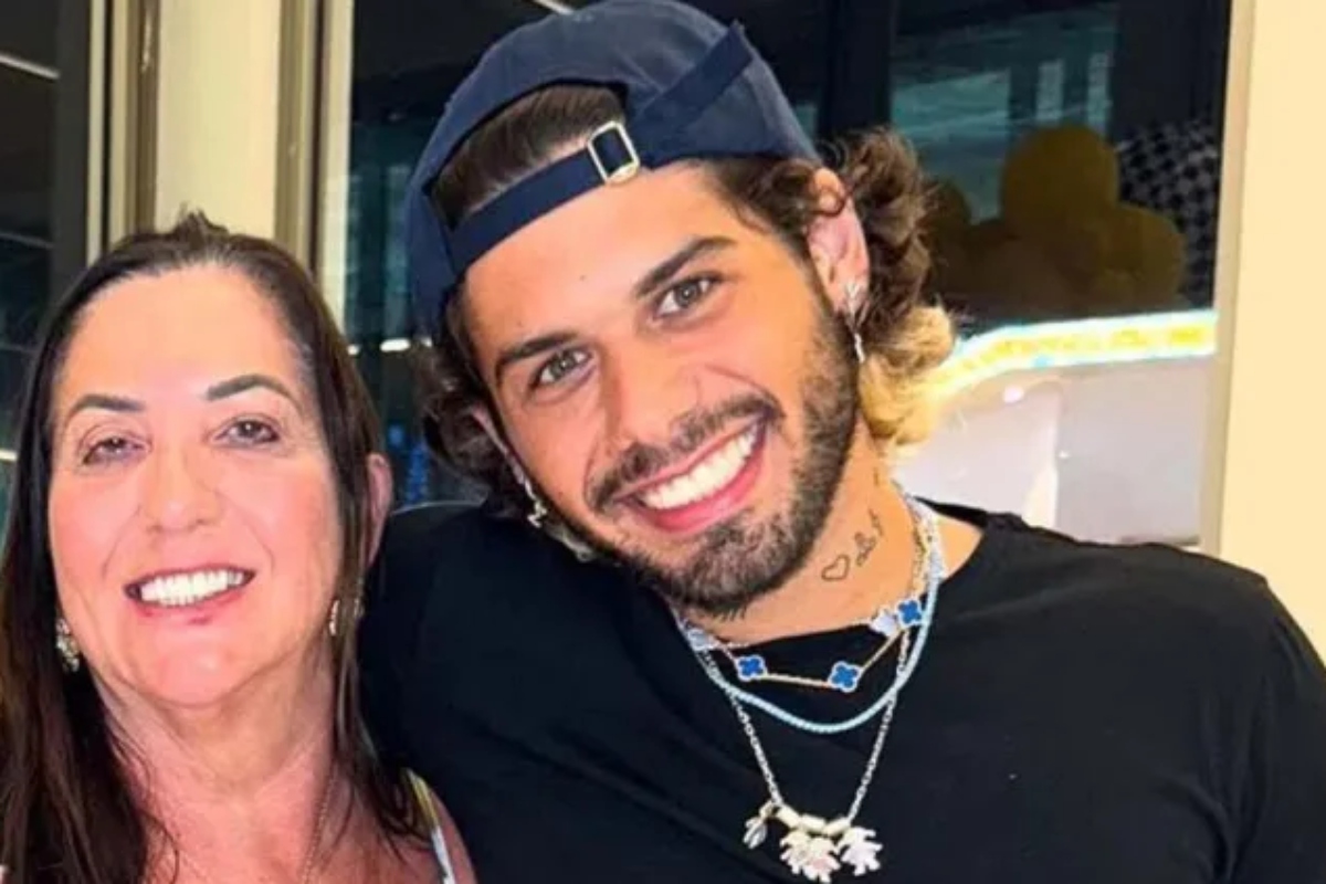 Máe de Virginia, Margareth Serrão, e Zé Felipe