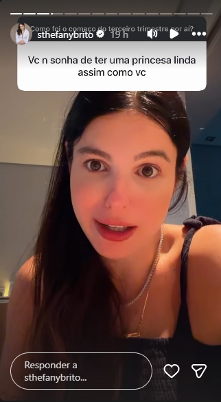 Sthefany Brito Stories