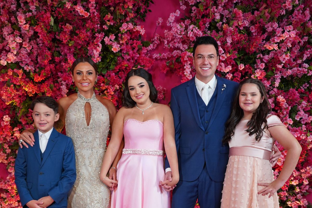 Vinicius com a família