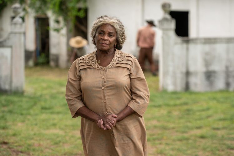 Dona Menina (Zezé Motta) 