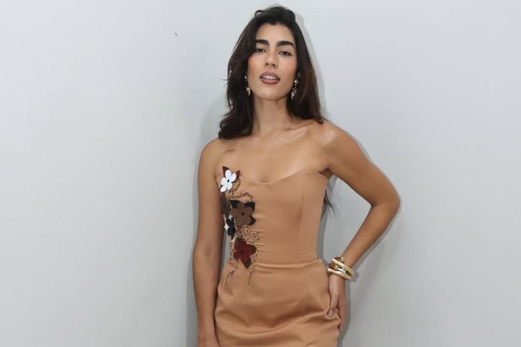 Cantora Ananda Paixão