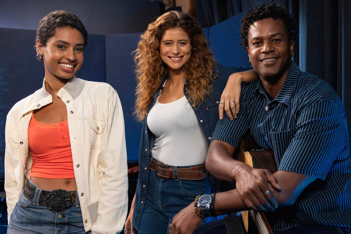Eduarda (Gabz), Agrado (Isadora Cruz) e Leandro (David Junior) em Coração Acelerado
