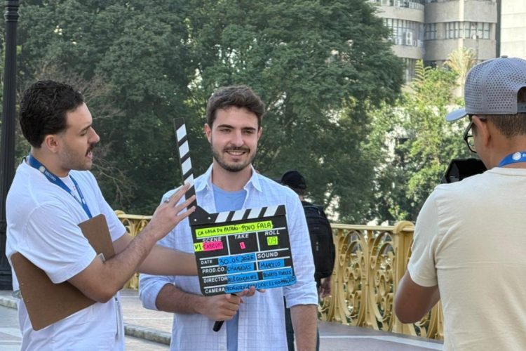 João Liberato grava para o reality "Casa do Patrão"