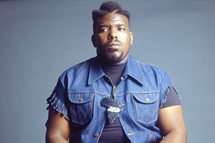Morre Afrika Bambaataa