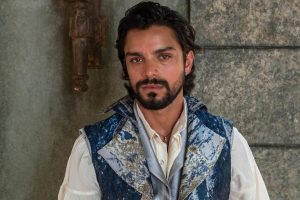 Omar (Rodrigo Simas) em A Nobreza do Amor