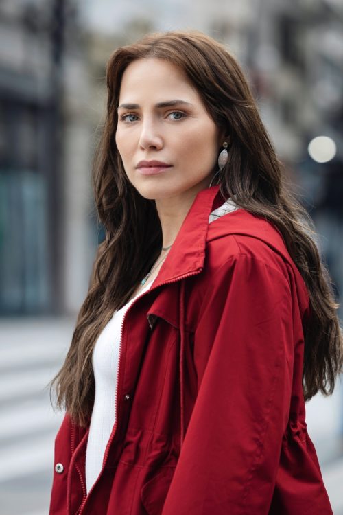 Letícia Colin em "Quem Ama Cuida"