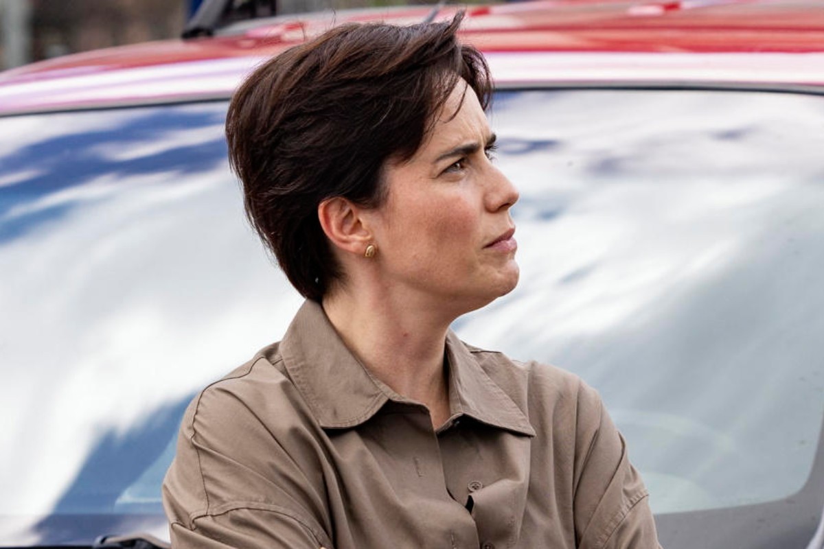 Samira (Fernanda Vasconcellos) em Três Graças