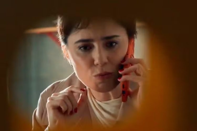 Samira ameaça Lena em Três Graças