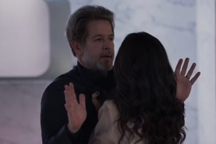 Três Graças - Zenilda ataca Ferette