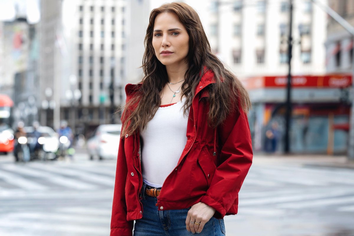 Adriana (Leticia Colin) em 'Quem Ama Cuida'
