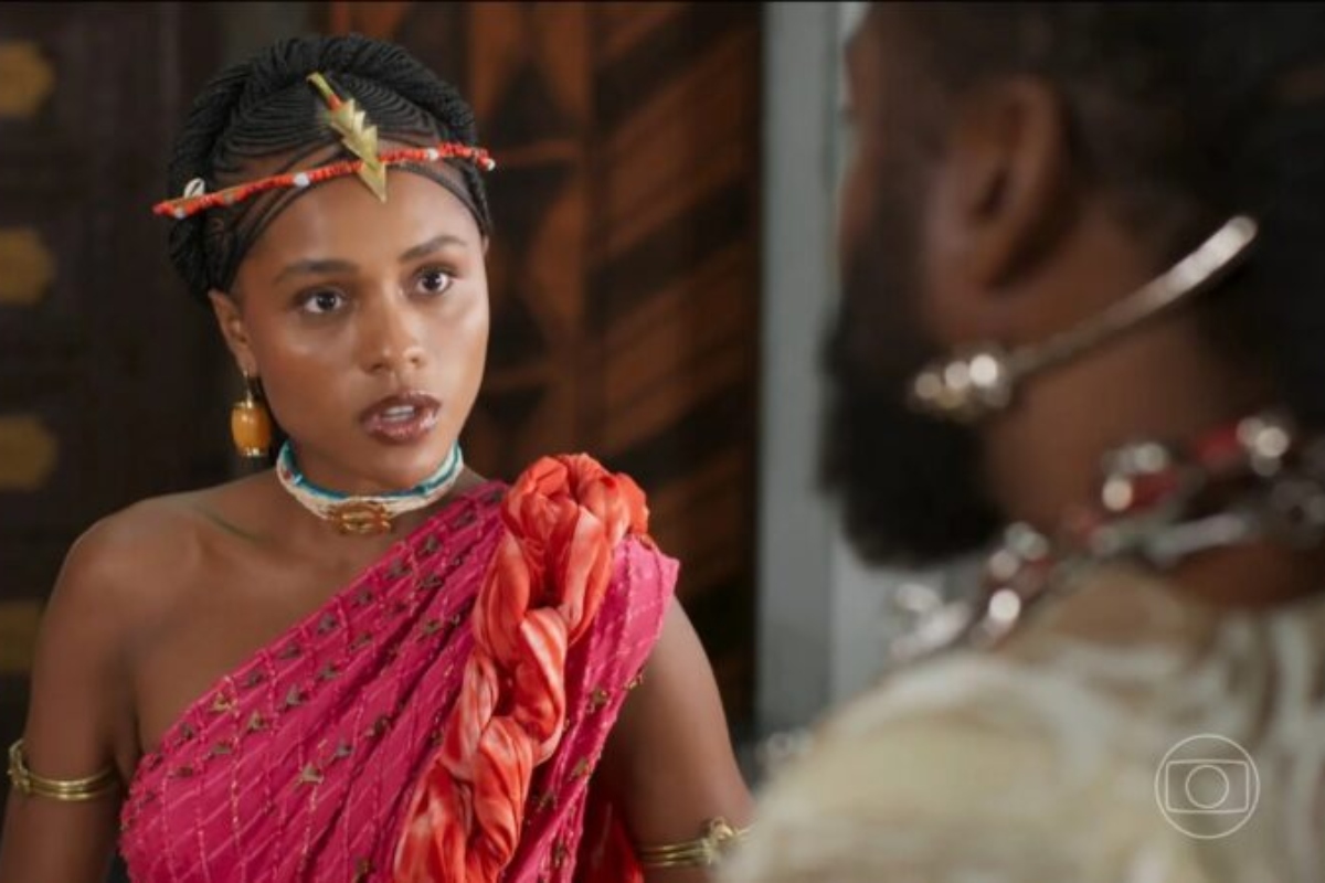 Alika (Duda Santos) frente a frente com Jendal (Lázaro Ramos) em A Nobreza do Amor
