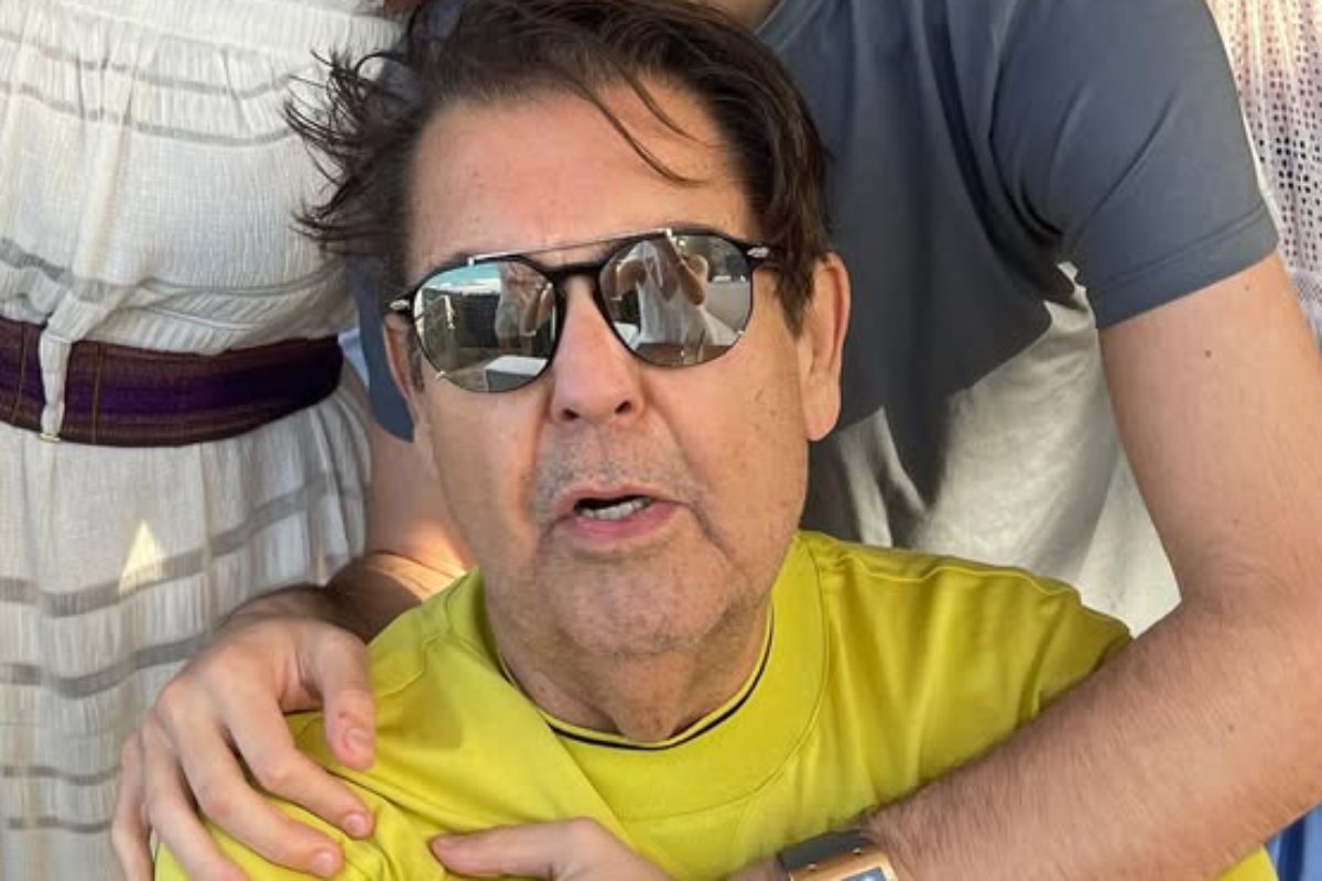 faustão em foto rara com a família