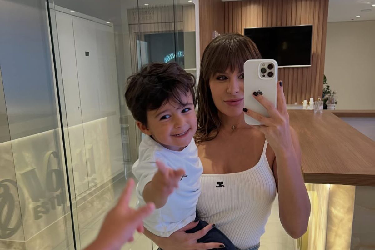 Fernanda Lacerda com o filho Gabriel