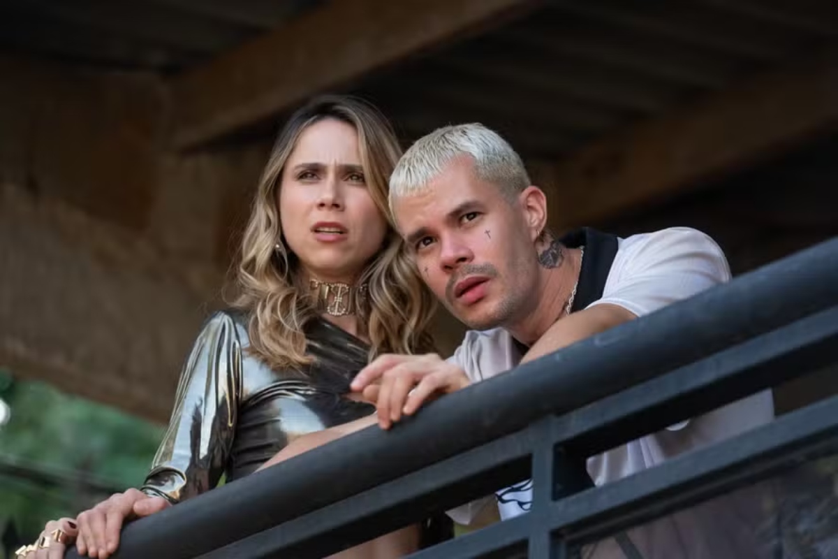 Lucélia (Daphne Bozaski) e Vandílson (Vinícius Teixeira, em 'Três Graças'