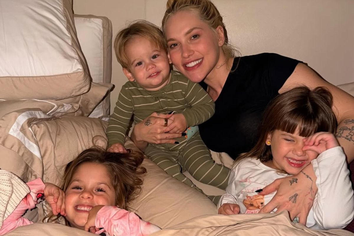 Virginia Fonseca com os filhos