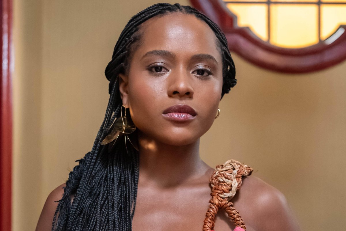 Alika (Duda Santos) em A Nobreza do Amor