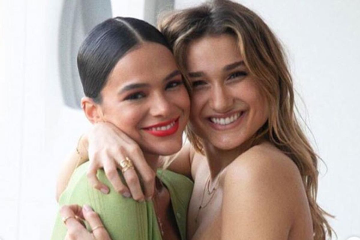 Bruna Marquezine e Sasha Meneghel