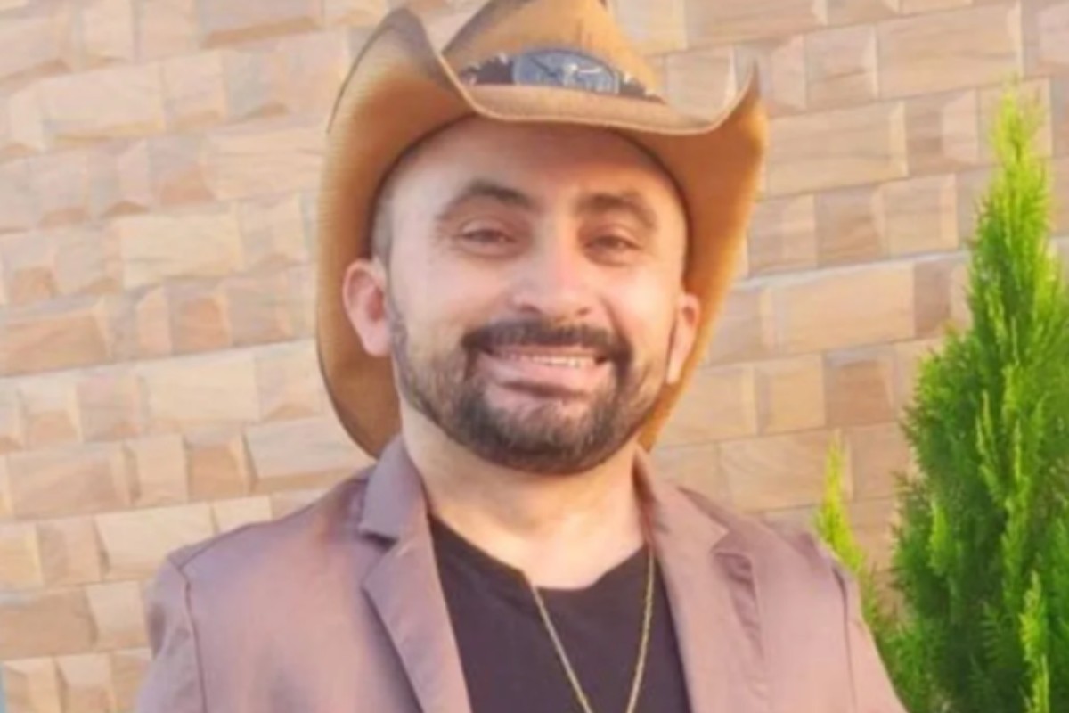 cantor jailson luz leal