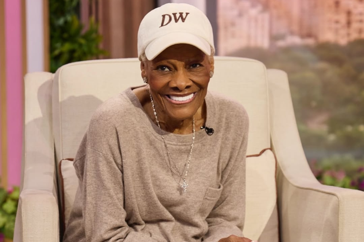 Dionne Warwick anuncia turnê de despedida no Brasil com três shows imperdíveis