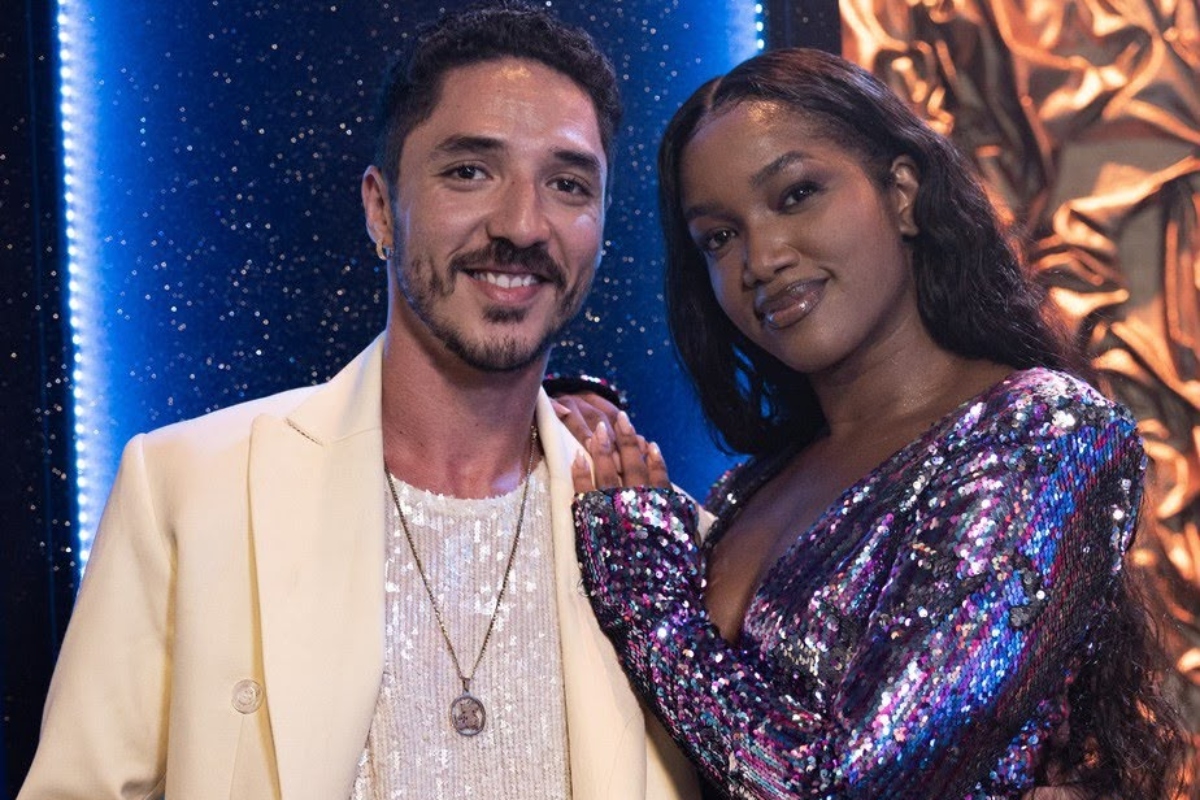João Vitor Silva e IZA