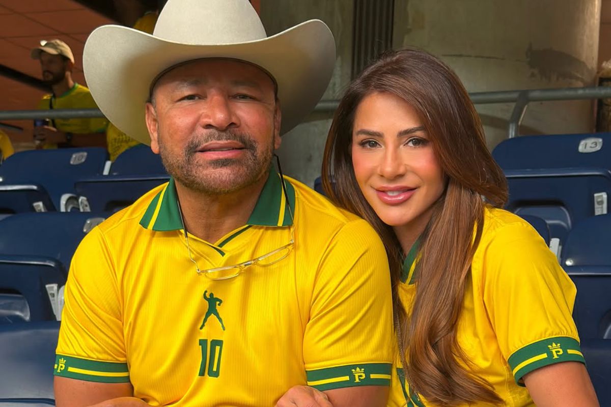 Mariane Bernardi, a "Neydrasta", e Neymar Pai