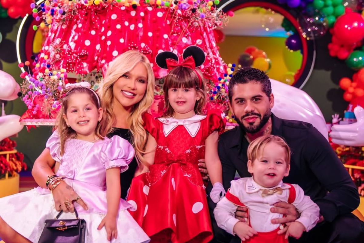 Virginia Fonseca e Zé Felipe com os filhos