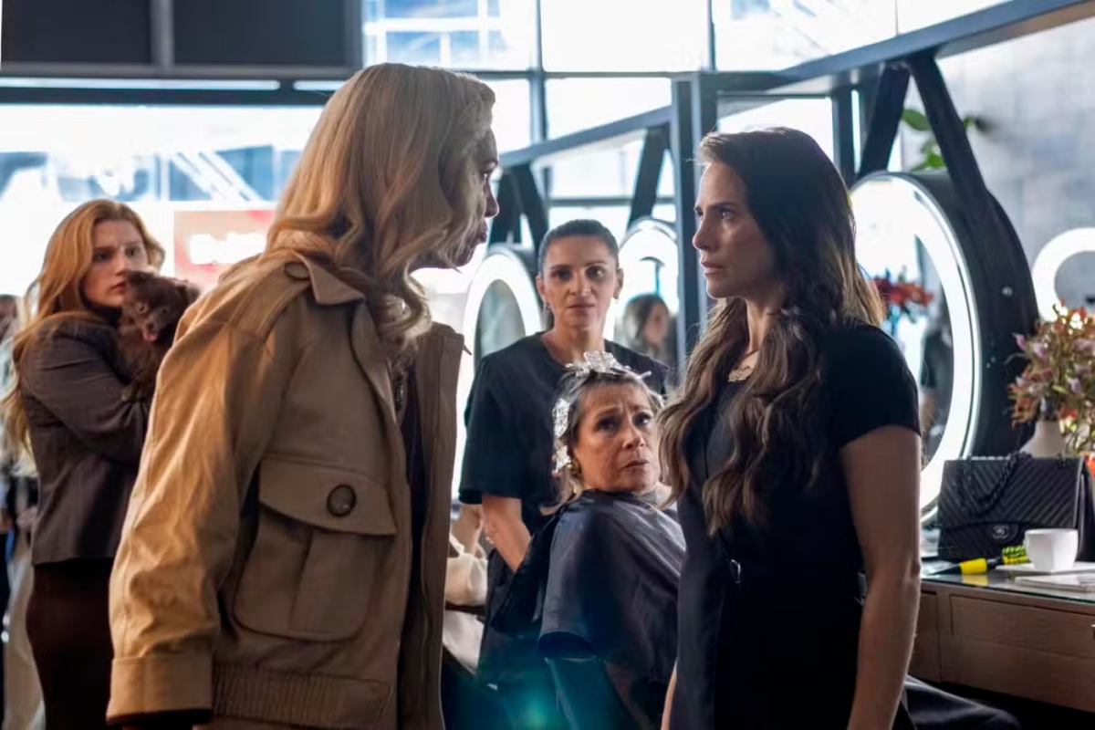 Adriana e Pilar se enfrentam